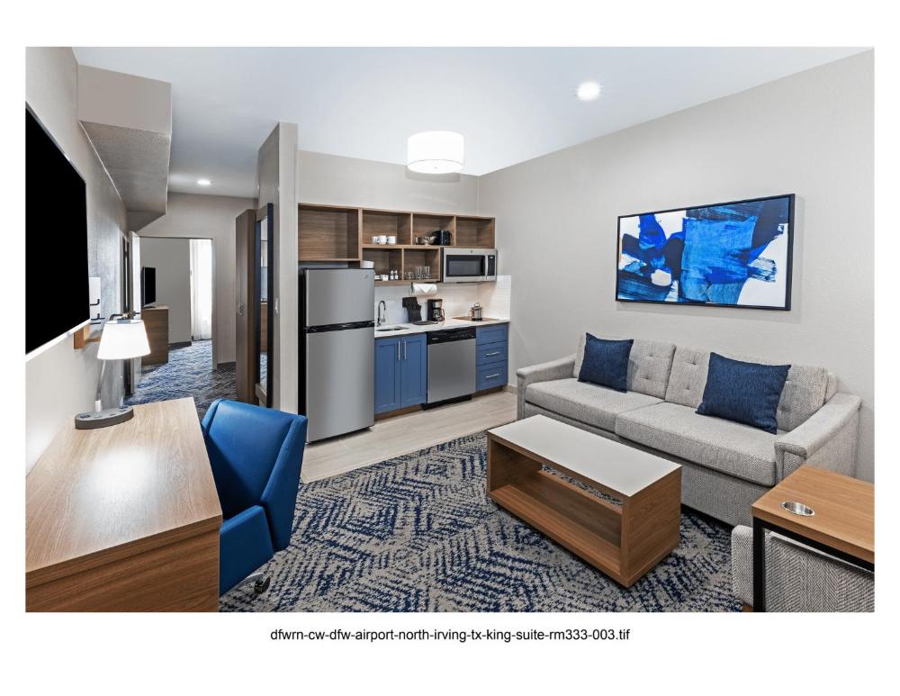 One Bedroom Suite with Bath Shower Combination interior
